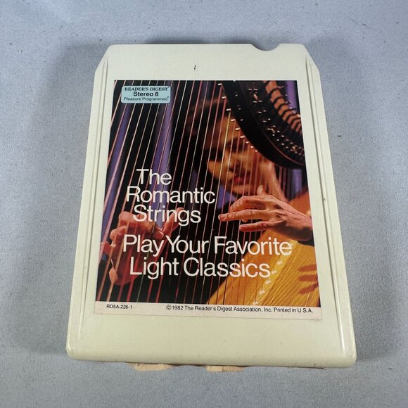 Romantic Strings Play Your Favorite Light Classics 8-Track Tape Readers Digest - Picture 1 of 4